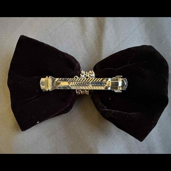Vintage Bow Hair Clip - Picture 2 of 2